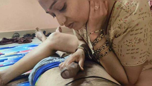 Hot Indian Girlfriend Sagita Sharm Viral Sex Video - Desi Bhabhi Face Fuck in HD - porntry.com - India on v0d.com