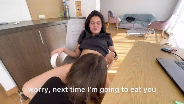 Lesbian Office Affair: Latina Boss Seduces Teen Secretary for a Raise - veryfreeporn.com - Colombia on v0d.com