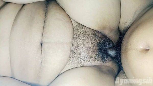 Stepmom Seduces Step Son on Cold Night - Fingering and Titty Fucking in Homemade Indonesian Video - xxxfiles.com - Indonesia on v0d.com