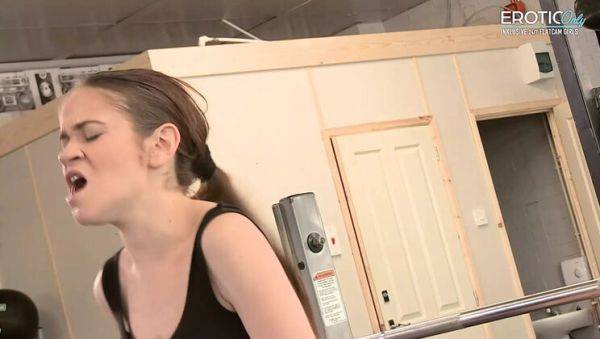 Step Lust: Jack Stacked Fills Her Tightest Hole - veryfreeporn.com on v0d.com