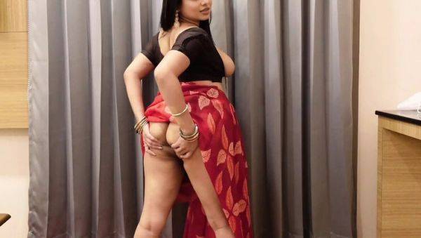 Desi Aunty Big Ass Riding Hard - Hot Indian Couple Sex - xxxfiles.com - India on v0d.com