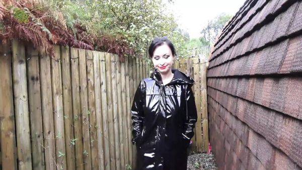 Hot Polish Mature Wanilianna Fucks Herself with Dildo in Highland Cottage - Amateur HD Video - porntry.com - Poland on v0d.com