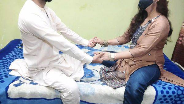 Desi Indian Girl First Date Hardcore Doggystyle Sex - Gullnazkhan Hot XXX - veryfreeporn.com - India - Pakistan on v0d.com