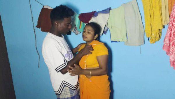 Desi Bhabhi Deluwara Khatun Hot Assam Sex Video - Doggy Style & Anal Fuck - porntry.com - India on v0d.com
