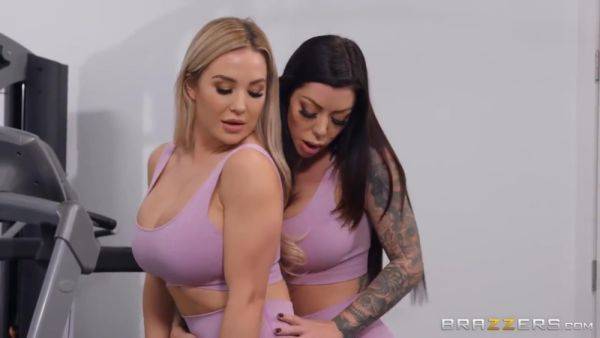 Double Headed Dildo Cheer-up By With Karma Rx - txxx.com - Usa on v0d.com