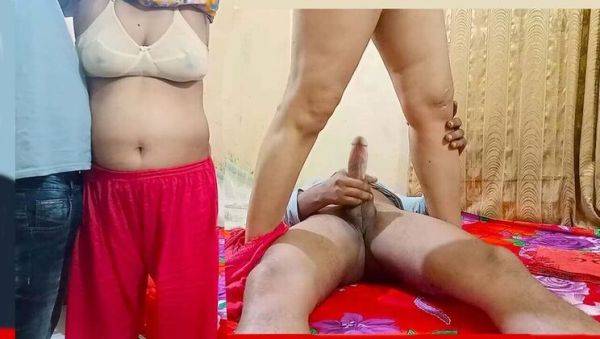 Desi Bhabhi Mitu Choudhury Gets Measured for Wedding Blouse - Big Tits, Doggy & Homemade Sex - veryfreeporn.com - India on v0d.com
