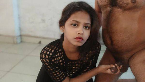 Hot Indian Bhabhi Priya Blows Friend's Boyfriend - Desi Homemade Sex - porntry.com - India on v0d.com