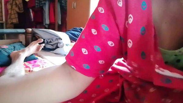 Hot Indian Village Girl Gives Deep Throat Blowjob and Milks Husband's Cock - xxxfiles.com - India on v0d.com