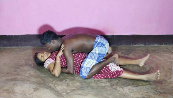 Hot Village Housewife Hardcore Fuck at Home - Hindi Audio HD - xxxfiles.com on v0d.com