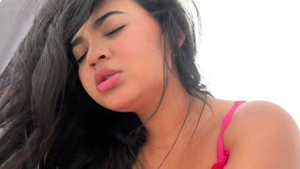 Curious Stepsister Catches Me Naked - Yohamedi's Big Ass Latina Teen Fuck - xxxfiles.com - Colombia on v0d.com