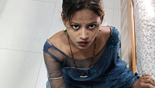 Desi Bhabhi Teaches Devar Hot Blowjob - Priya 1514 & Sluty Bhabhi - veryfreeporn.com - India on v0d.com