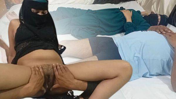Hot Muslim Step Sister Dearshivani Gives Blowjob in Hijab - Desi Homemade Sex - veryfreeporn.com - India - Indonesia on v0d.com