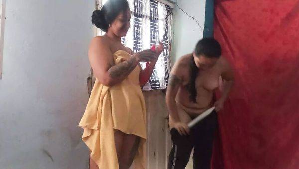 Hot Colombian Lesbian Amateur Sex - Pussy Licking & Doggy Style - porntry.com - Colombia on v0d.com