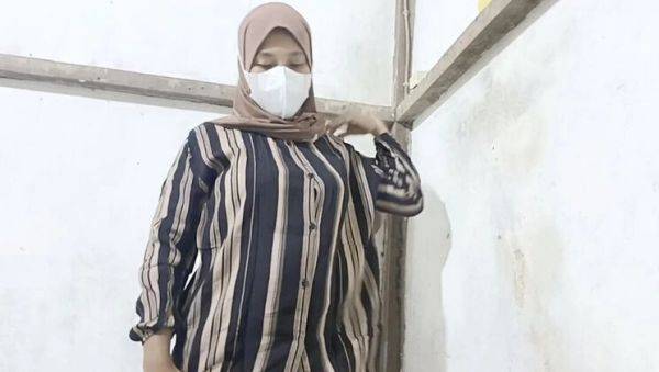 Horny Indonesian Teacher Rania Masturbates with Big Natural Tits - porntry.com - Indonesia on v0d.com