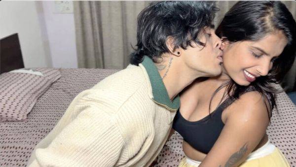 Desi Girl Takes Boyfriend to Hotel for Hot Sex - Hardcore Indian Couple Fuck - porntry.com - India on v0d.com
