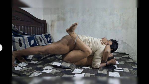 Desi Bhabhi Fucked Hard by Friend's Husband - Rough Indian Cuckold Sex - porntry.com - India on v0d.com