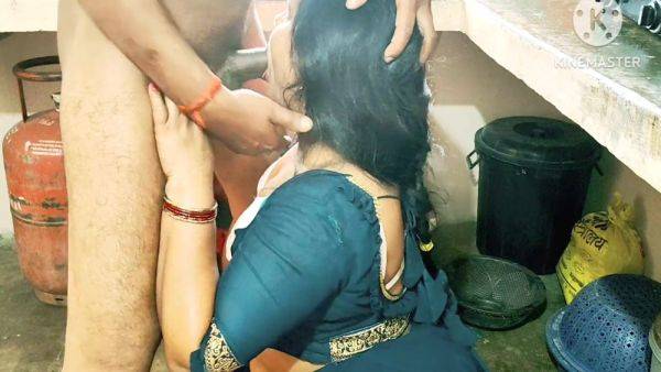 Desi Bhabhi Devar Ko Rahi Hai Hard Core - Devar Bhabhi - desi-porntube.com - India on v0d.com