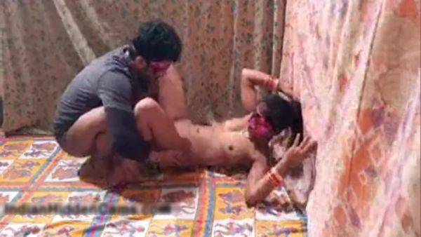 Devar Bhabhi - Desi Sex With Devar And Bhabhi - desi-porntube.com - India on v0d.com