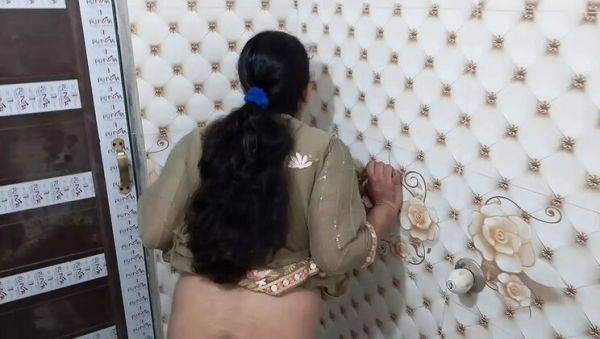 Desi Indian Stepmom Fucks Step Son in Shared Bathroom - QueenbeautyQB Hot Mom Sex - xxxfiles.com - India on v0d.com