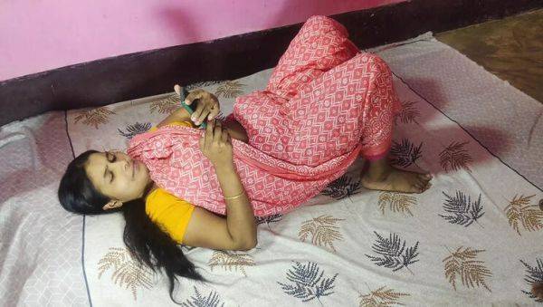 Desi Village New Wife Fucked Hard by Husband in Homemade Sex Video - Deluwara Khatun - porntry.com - India on v0d.com