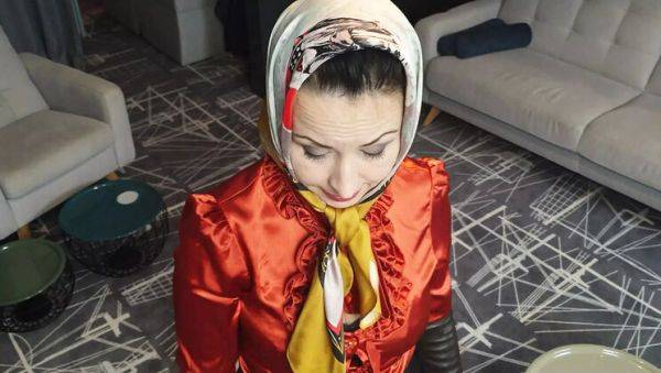 Hot MILF Wanilianna Wears Scarf & Stockings in 4K Amateur Video - xxxfiles.com on v0d.com