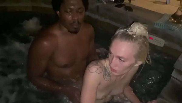 Blonde babe Victoria Gracen gets wild with Lord Panda in steamy hot tub - porntry.com on v0d.com