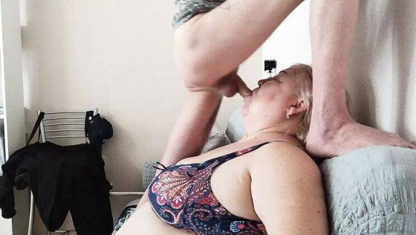 Hot MILF Neighbor Gives Deep Throat Blowjob Before Work - Cum in Mouth - porntry.com on v0d.com