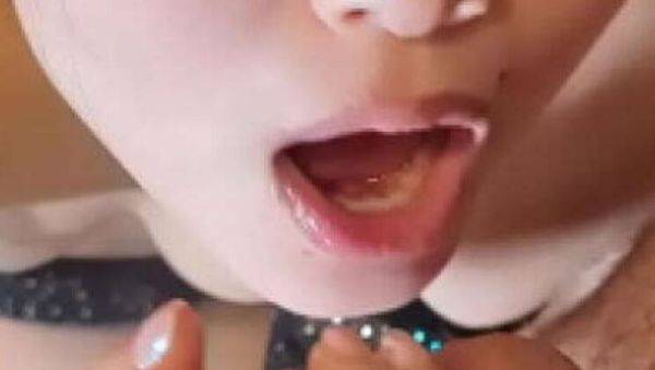 Hot Chinese Teen Mia Chen Sucks Cock in Christmas Outfit - Slutty Blowjob & Cumshot - xxxfiles.com - China - Japan on v0d.com