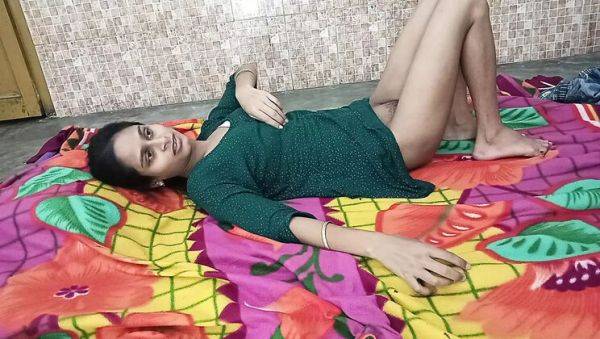 Hot Desi Girlfriend Fucks Hard in Doggy Style - Indian Amateur Sex - veryfreeporn.com - India on v0d.com