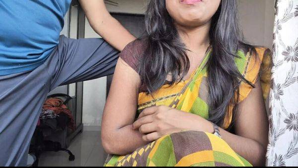 Hot Indian Teen Maid in Saree Gets Hardcore Fuck by Boss - Big Ass Desi Girl - porntry.com - India on v0d.com