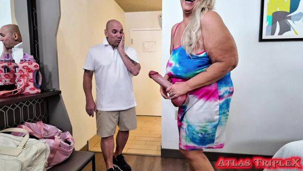 Hot GILF & Cougar Threesome Fucks Valet - Atlas_TripleX & Venus Rising - xxxfiles.com - Usa on v0d.com