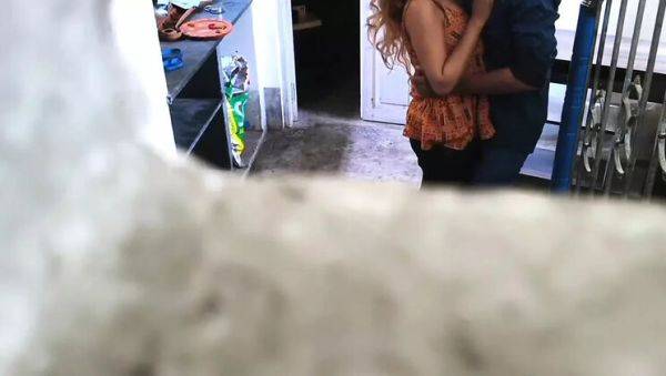 Desi Office Boss Fucks Young Indian Girl in Viral Doggy Style Sex Video - Fantacycutting - veryfreeporn.com - India on v0d.com