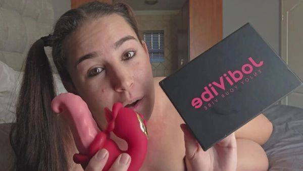 BBW Solo Masturbation with Medusa Dual-Tongue Vibrator - Pussy & Clit Play - veryfreeporn.com - South Africa on v0d.com