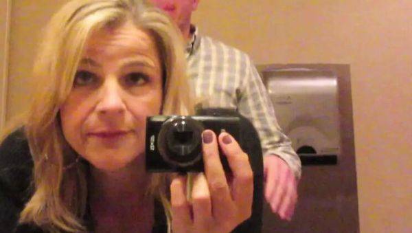 Public Cheating Wife Gets Naughty Blowjob in Hotel - Amateur Couple Fucking - porntry.com - Usa on v0d.com
