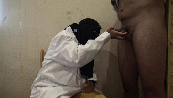 Hot Algerian Nurse in Marseille Gives Patient a Handjob - Big Cock Amateur Sex - porntry.com - France - Algeria on v0d.com