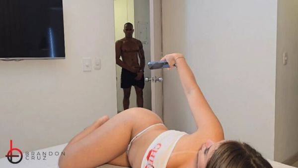 BBC Stepdad Sneaks to Fuck Petite Stepdaughter While Wife is Away - Brandon Cruz & Ema Ribeiro - veryfreeporn.com - Colombia on v0d.com