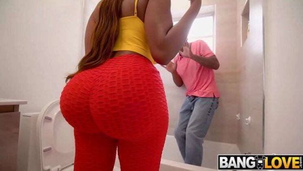 Yum Thee Boss Eats Ass & Gets Facial - Big Booty MILF Riding Hard - xxxfiles.com on v0d.com
