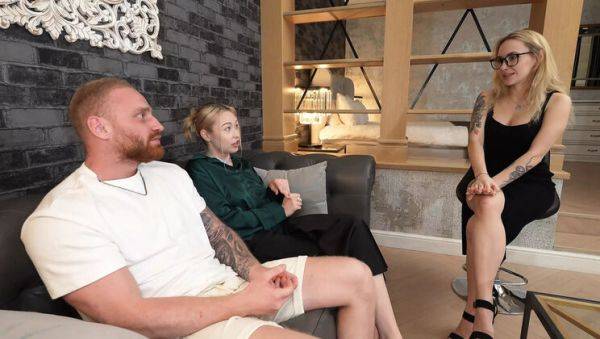 Hot Psychologist Fucks My Husband Hard - Blowjob & Threesome with Bella Mur - veryfreeporn.com on v0d.com