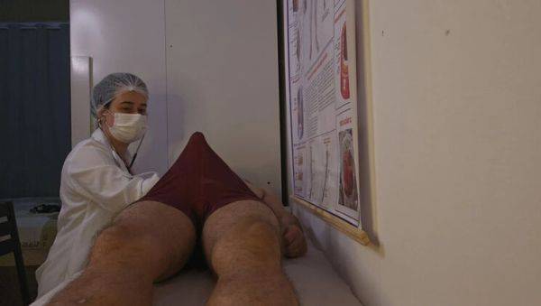 Hot Latina Nurse Gives Blowjob During Medical Consultation - Big Cock Erection - xxxfiles.com - Brazil on v0d.com
