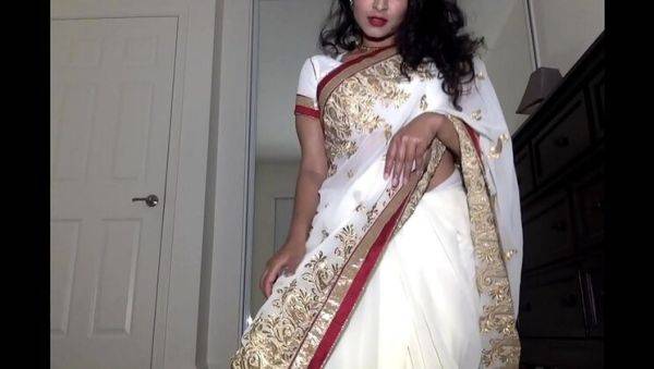 Hot Desi Babe Maya Rati Strips Saree & Fingers Hairy Pussy - Hardcore Sex - veryfreeporn.com on v0d.com