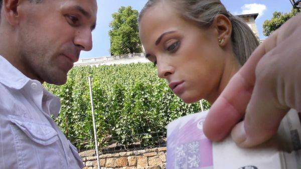 She Almost Lost Her Wallet But Found Crazy Sex - Vip4k - txxx.com - Czech Republic on v0d.com