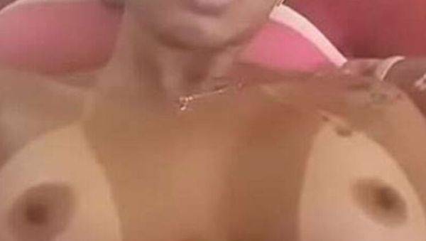 Ebony Girl Masturbates Until She Squirts - Big Ass Solo Action - veryfreeporn.com on v0d.com
