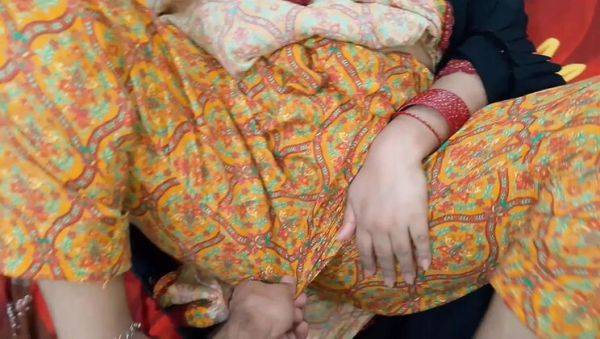 Desi Muslim Stepmom Fucks Me Hard in My Room - QueenbeautyQB - porntry.com on v0d.com