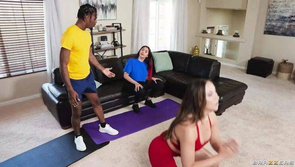 Melissa Stratton Reverse Cuckold Workout Fuck with Big Tits & Blowjob - veryfreeporn.com on v0d.com