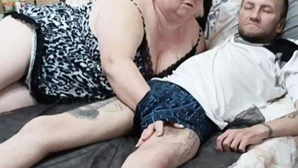 MILF Mother-in-Law Gives Deep Throat Blowjob & Makes Him Cum Hard - xxxfiles.com on v0d.com