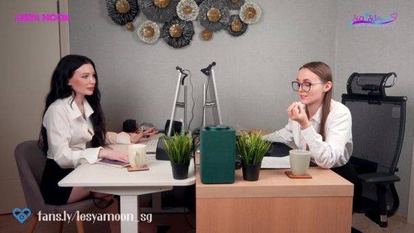 Lesya Moon And Sia Siberia - Secretaries Gone Wild: Pussy-licking Break Time - upornia.com on v0d.com