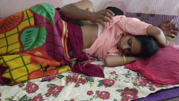 Village Husben And Wife Romantic Sex Video In Free Time - Sex Wife - desi-porntube.com - India on v0d.com
