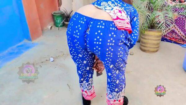 Desi Indian bhabhi Muskan Rani anal sex doggy style - big ass close-up - xxxfiles.com - India - Pakistan on v0d.com