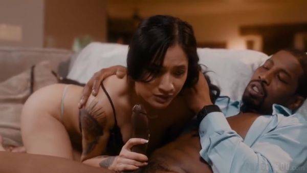 Avery Black Boss Of The House - videomanysex.com on v0d.com