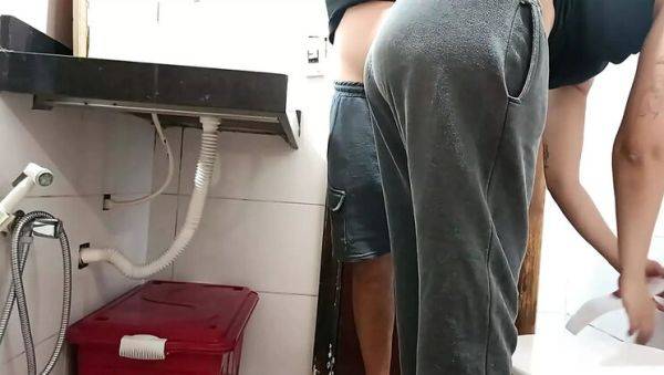 Naughty Maid Gabi Sweet Surprised By Boss In Bathroom - Big Ass Blowjob & Cumshot - veryfreeporn.com on v0d.com